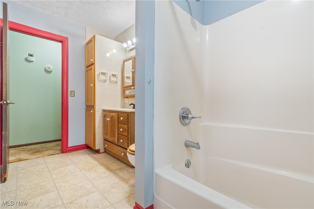 2088 Antigua Road, Carrollton, Ohio image 38