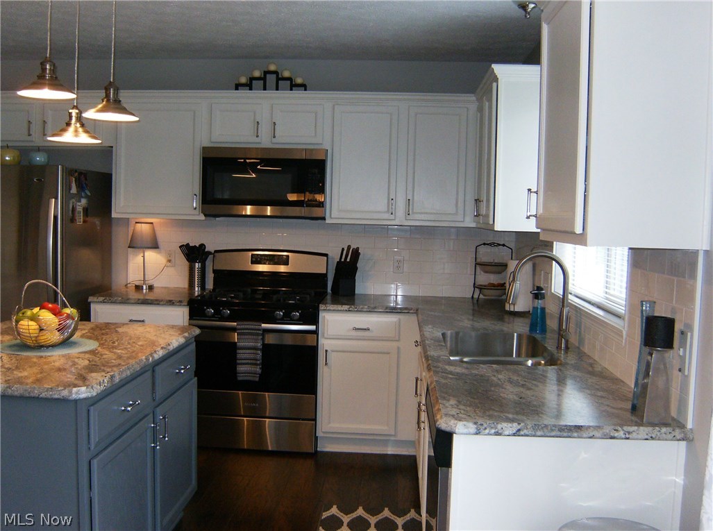 Andover Place/Waterbury - Residential