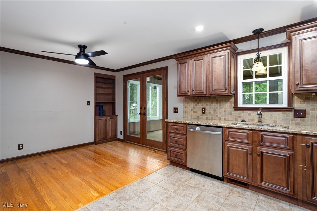 2376 Burnham Road, Akron, Ohio image 10