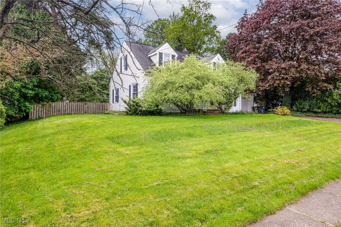 2376 Burnham Road, Akron, Ohio image 3