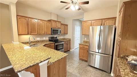 Tiny photo for 28 Hunters Woods Boulevard #B, Canfield, OH 44406 (MLS # 5210627)