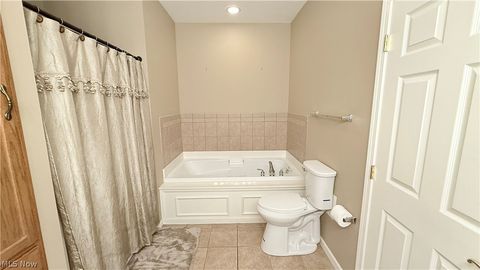 Tiny photo for 28 Hunters Woods Boulevard #B, Canfield, OH 44406 (MLS # 5210627)