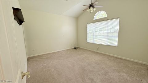 Tiny photo for 28 Hunters Woods Boulevard #B, Canfield, OH 44406 (MLS # 5210627)