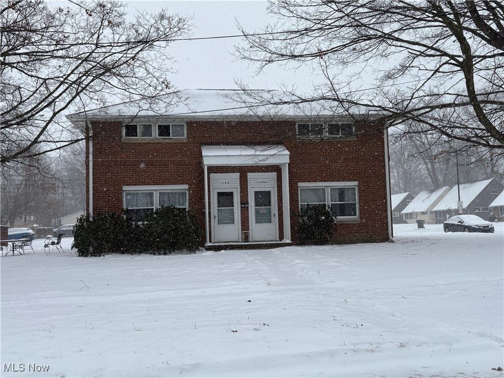 Photo of 1120 Broadway Street E, Cuyahoga Falls, OH 44221 (MLS # 5182340)