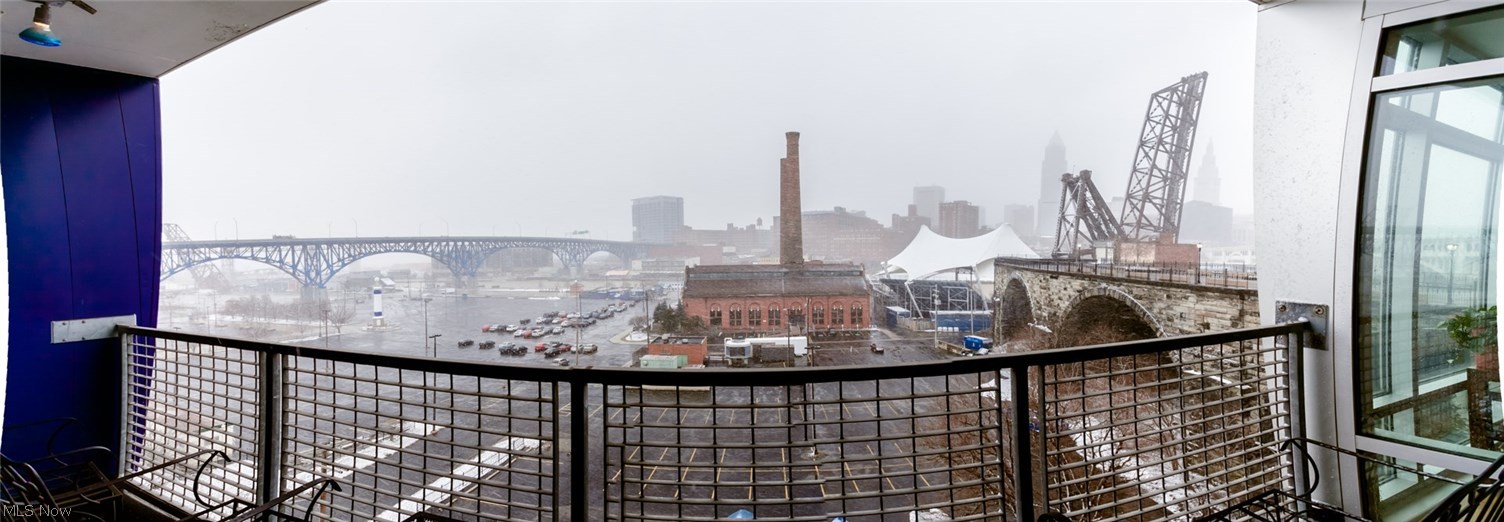 Stonebridge Plaza - Residential