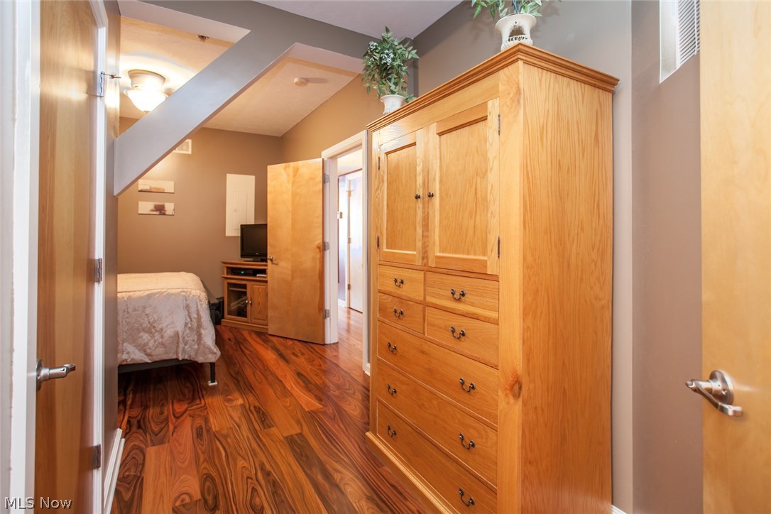 Stonebridge Plaza - Residential