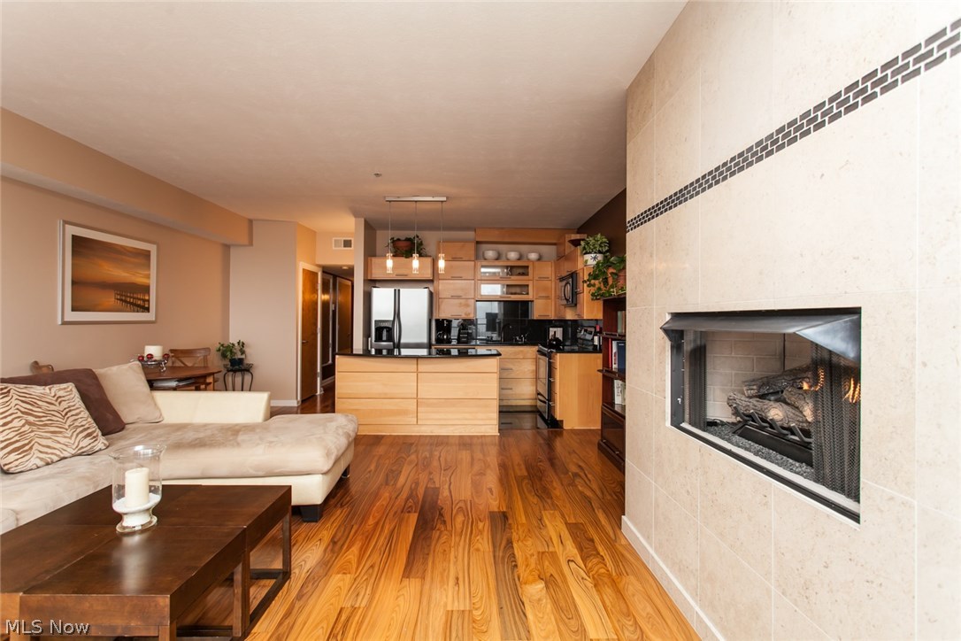 Stonebridge Plaza - Residential