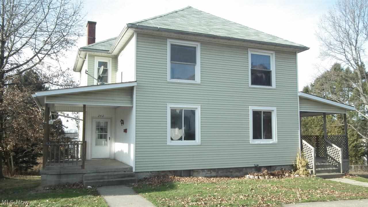 Live in one side and rent the other. Some remodeling done. Laundry in basement. Duplex is located on a quiet street.