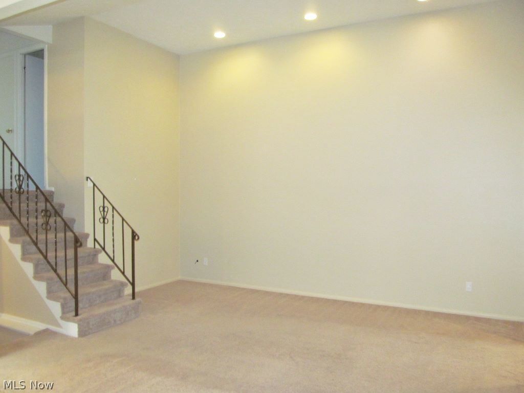 Galaxy - Residential Income