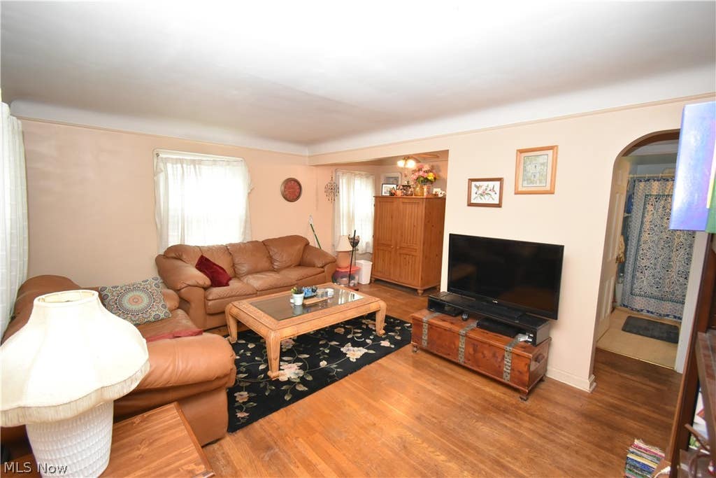 Photo of 4137 W 157th Street, Cleveland, OH 44135 (MLS # 5216522)