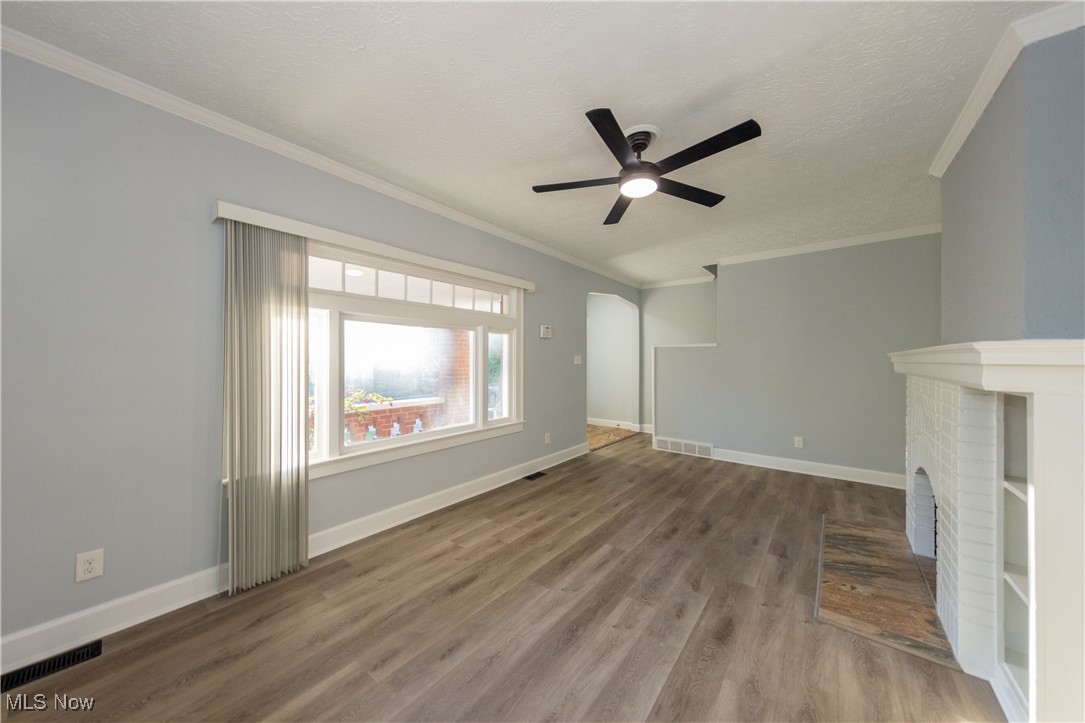 Cleveland Heights, Ohio 44121, United States, 3 Bedrooms Bedrooms, ,2 BathroomsBathrooms,Residential,Active,221275