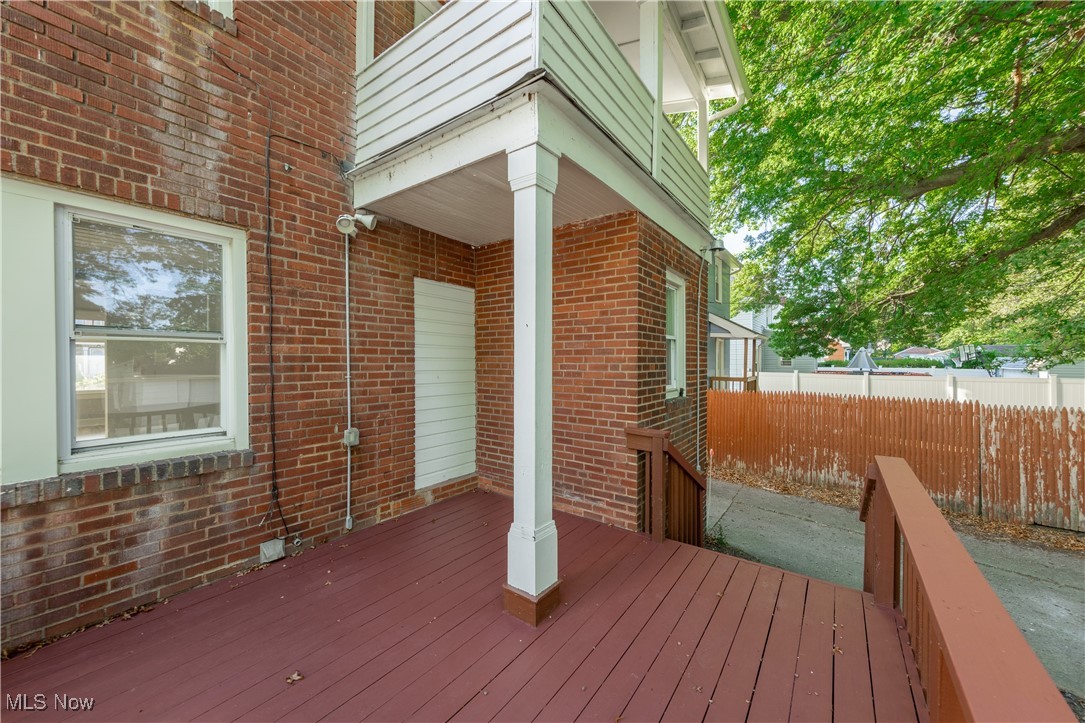 Cleveland Heights, Ohio 44121, United States, 3 Bedrooms Bedrooms, ,2 BathroomsBathrooms,Residential,Active,221275