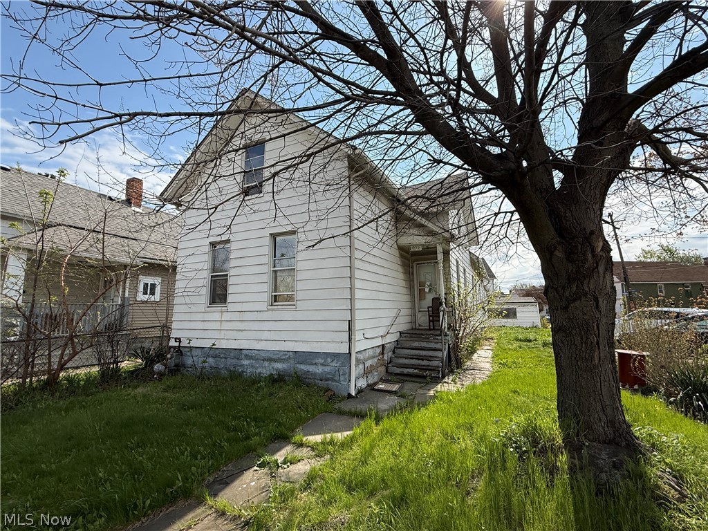 G E & G L Hartnell - Residential