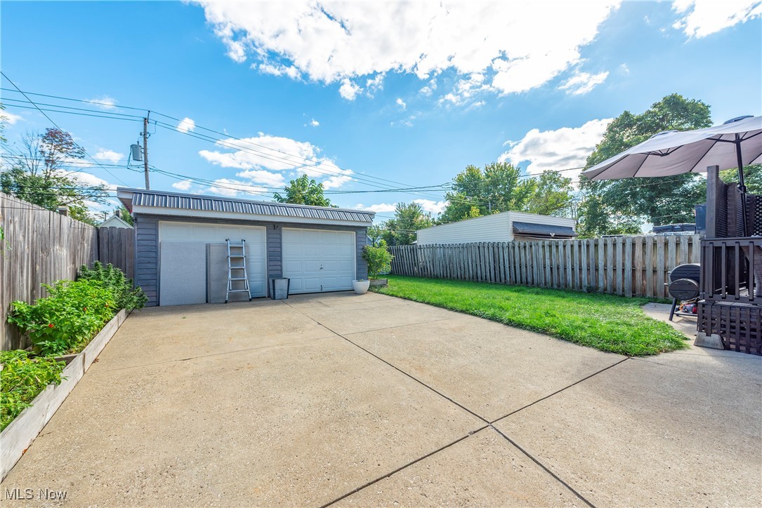 Applewood Sub/Kimberly Town & - Residential