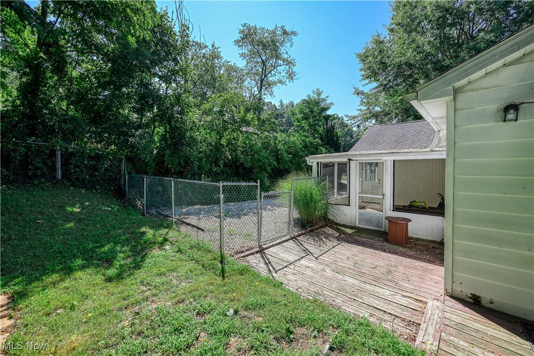 Akron, Ohio 44319, United States, 2 Bedrooms Bedrooms, ,1 BathroomBathrooms,Residential,Pending,184638