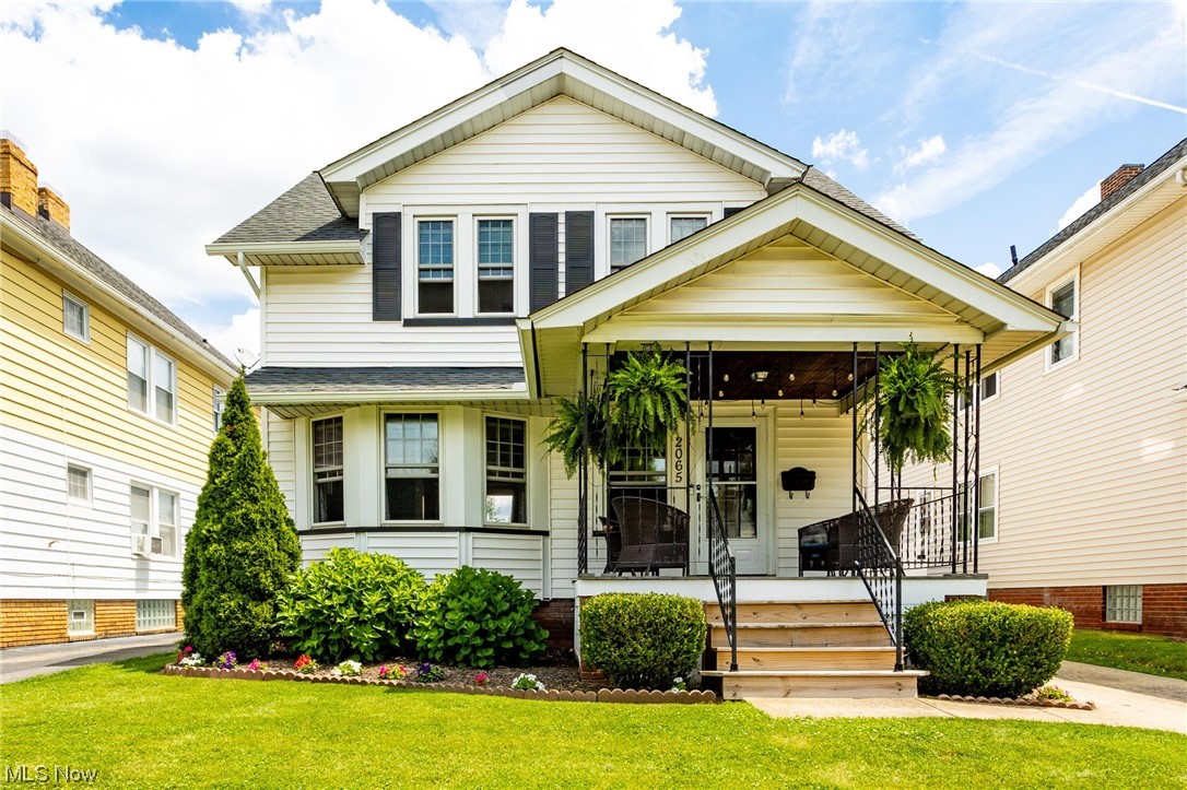 Welcome home to this adorable, move-in ready colonial in the heart of Lakewood! Before walking through the front door, you are greeted by a spacious and welcoming front porch. Inside, you'll be delighted by the bright and airy living room featuring a charming bay window. The formal dining room has plenty of space for the whole family to gather and boasts beautiful corner built-in cabinets with leaded glass and newer sliding doors that lead out to the deck. The large, neutral kitchen has tons of cabinet space and separate pantry with a stylish sliding barn door. Tons of natural light floods every room on the first level. Upstairs you will find 3 spacious bedrooms, a super cute bonus/sunroom and a full bathroom. The walk-up attic is huge and offers tons of storage space. Down in the basement you will find a small rec room/playroom, a half bath, laundry area, and even more storage. The spacious backyard with deck and full privacy fence is perfect for entertaining. Some of the ma