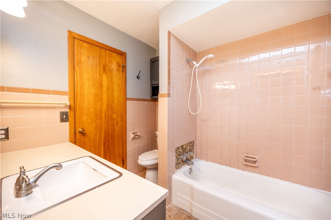 Woodland Acres - Residential