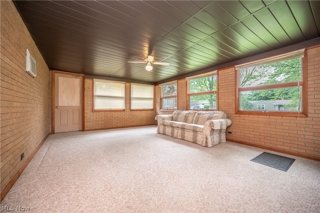 Woodland Acres - Residential