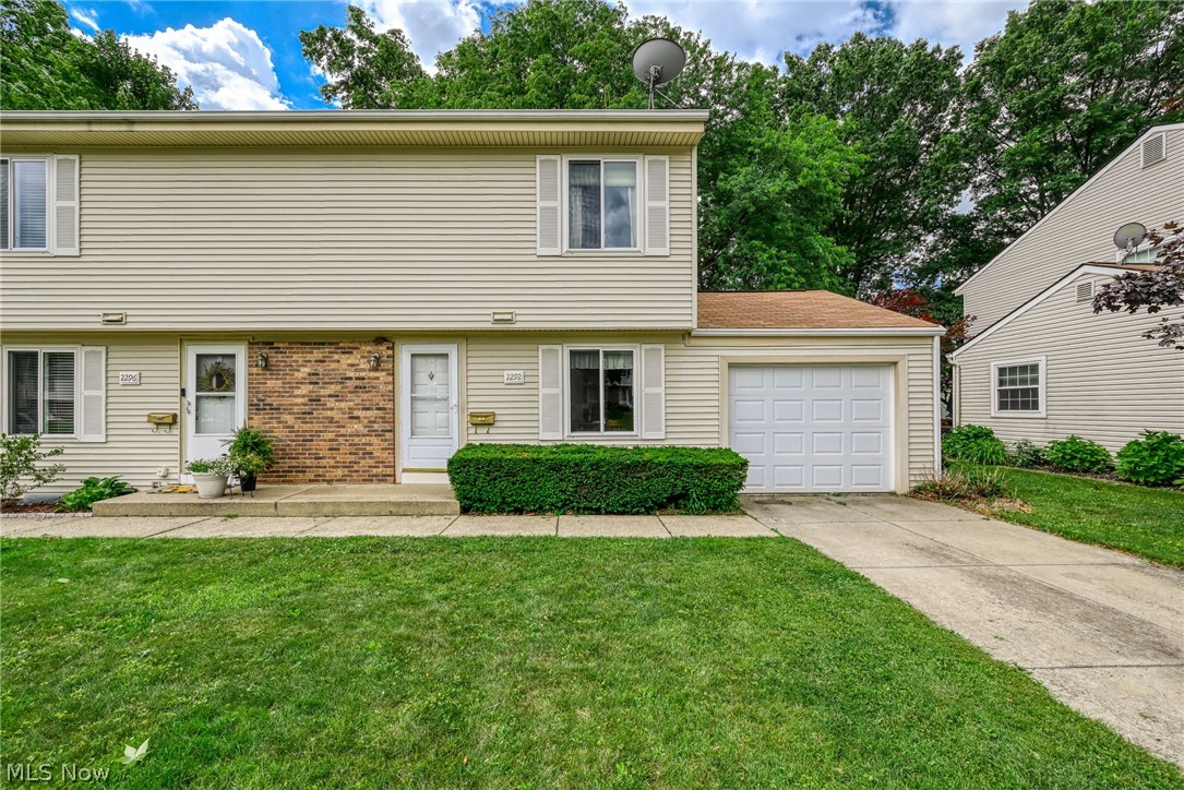 2292 echo valley Drive