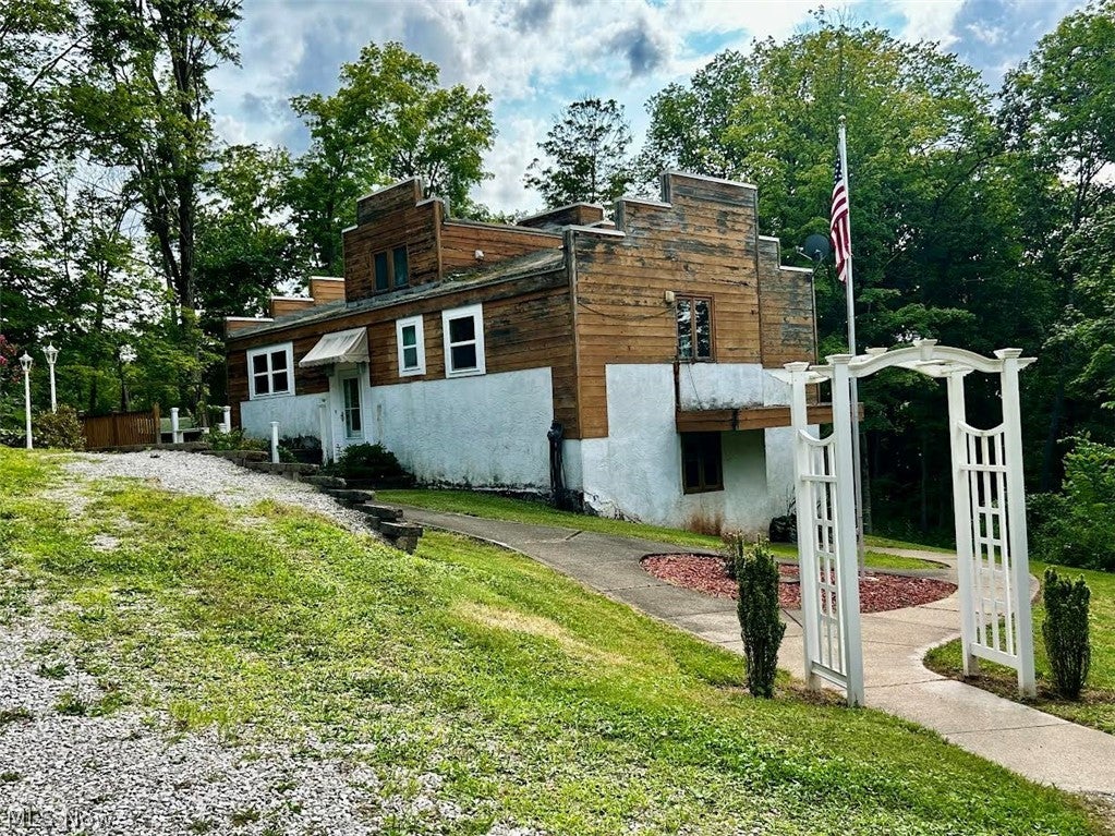 1785 Mitchells Lane