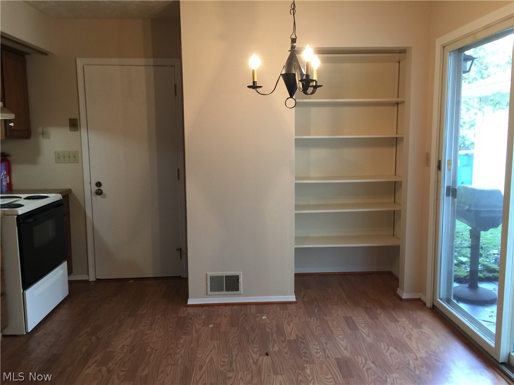 Colonial Courts Condo - Residential