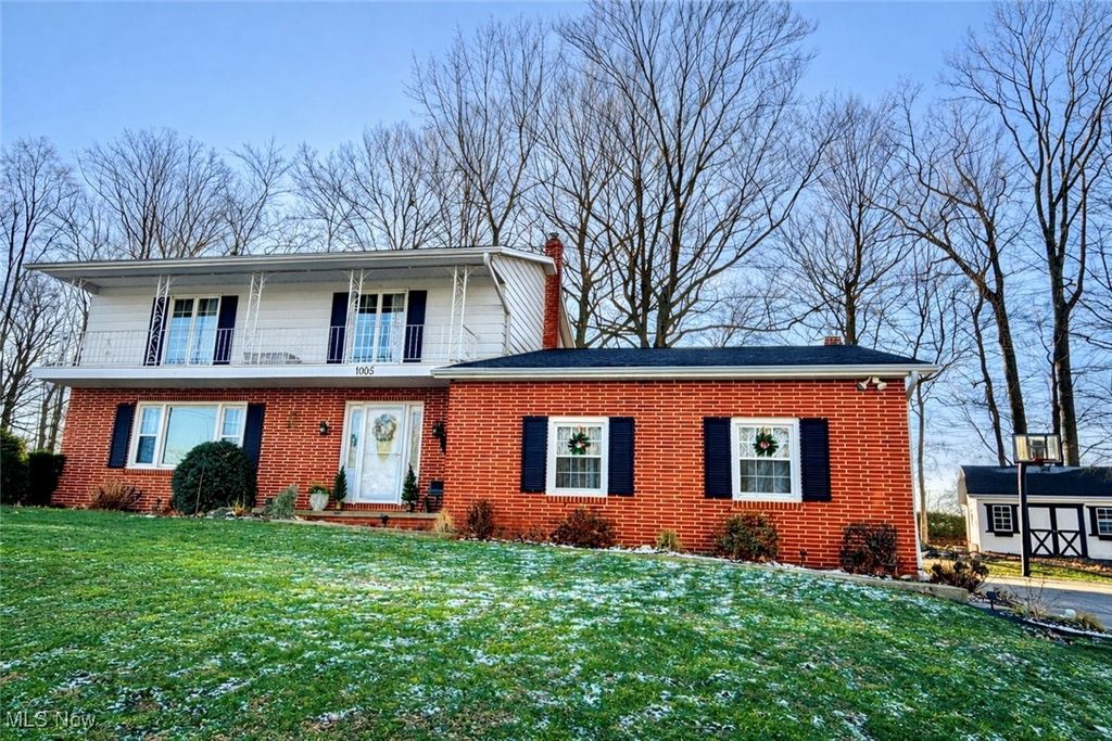 Photo of 1005 Heatherwood Lane, Orrville, OH 44667 (MLS # 5182017)