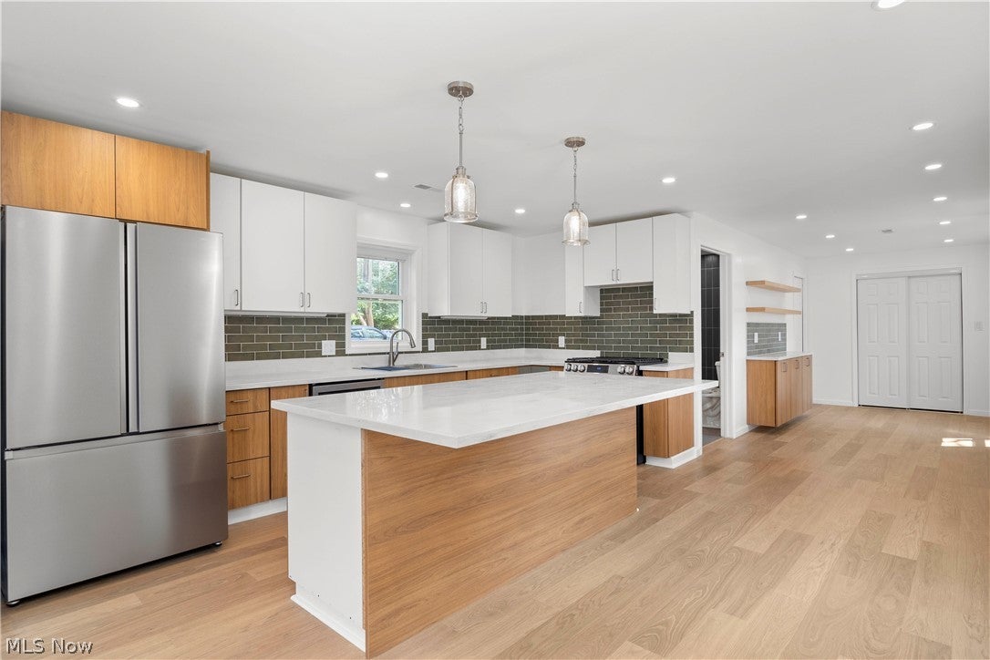 3135 W 16th Street