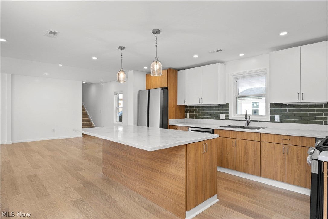 3135 W 16th Street