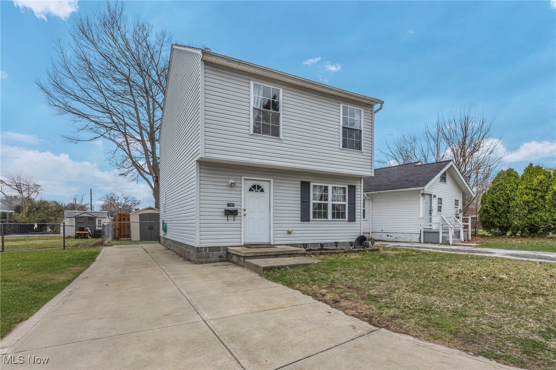 25100 Drakefield Avenue, Euclid, Ohio image 4