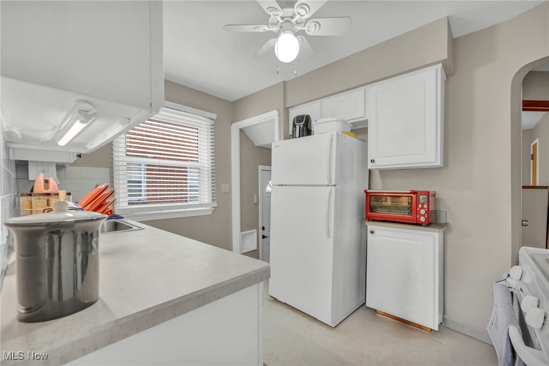 6023 Pelham Drive, Cleveland, Ohio image 8
