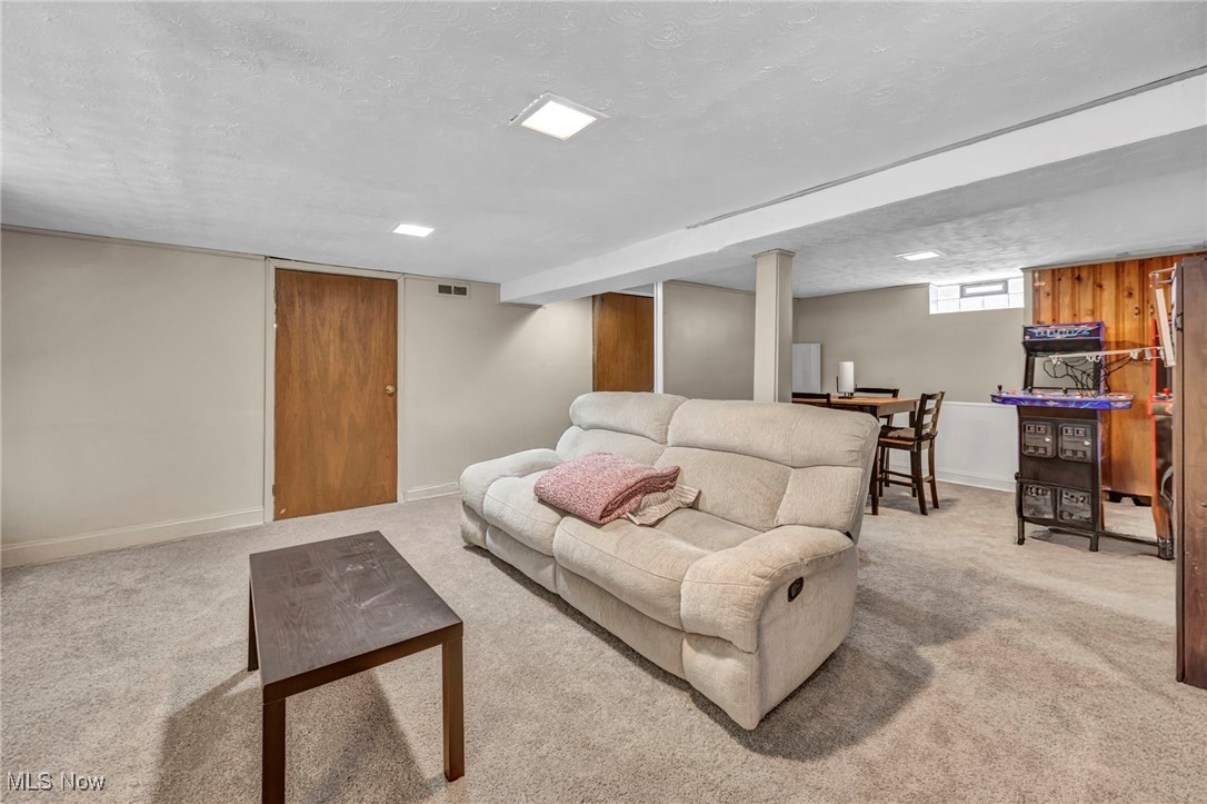 6023 Pelham Drive, Cleveland, Ohio image 28