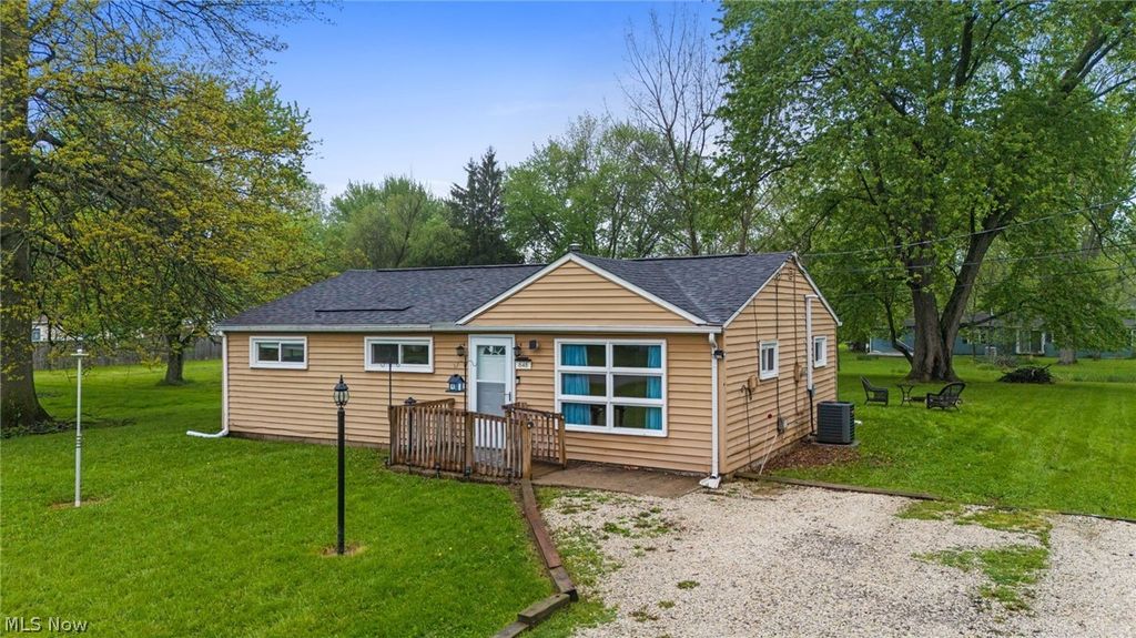 Photo of 648 Richie Drive, Brunswick, OH 44212 (MLS # 5205240)