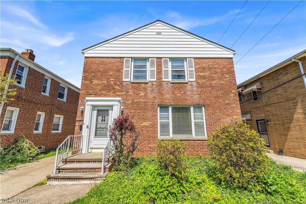 Photo of 20571 Lake Shore Boulevard #2/UP, Euclid, OH 44123 (MLS # 5209470)