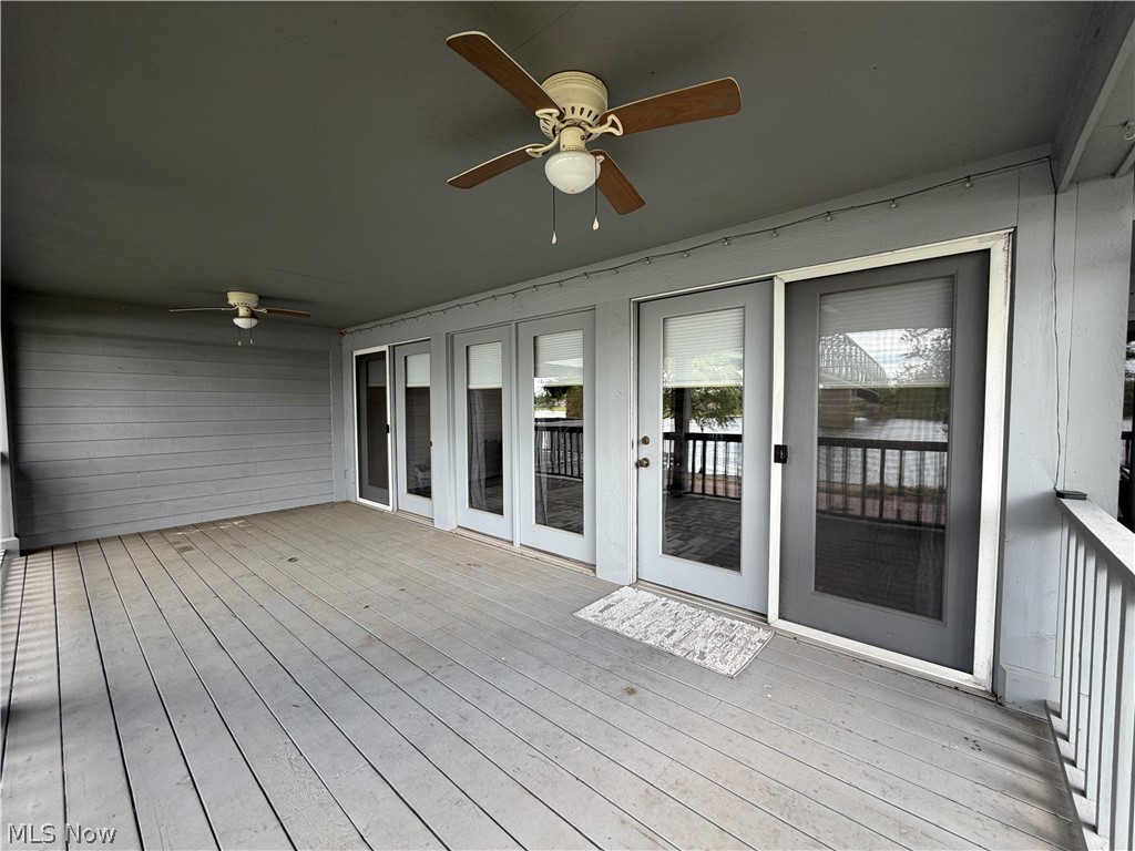 Levee Twnhses - Residential