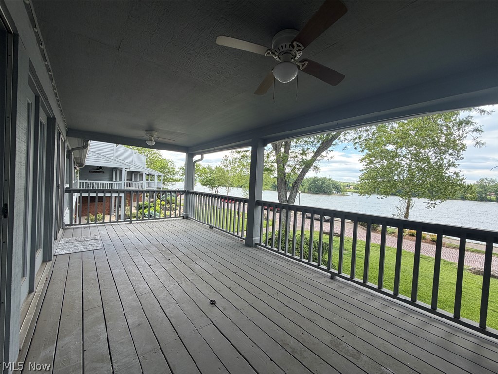 Levee Twnhses - Residential