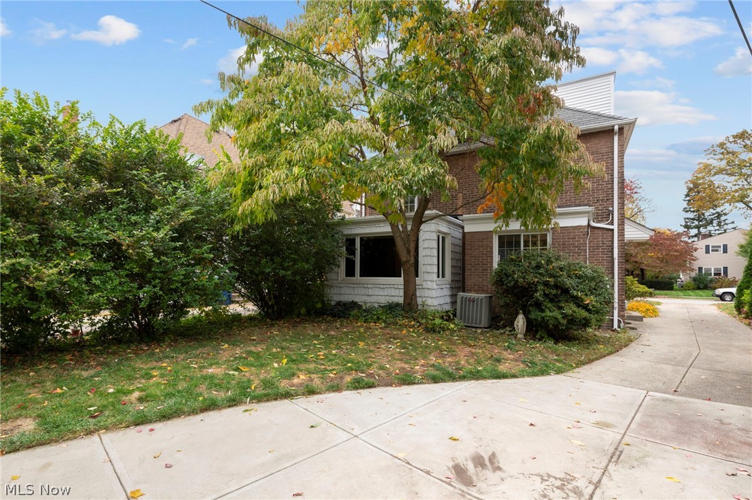 H D Coffinberry Estate - Residential