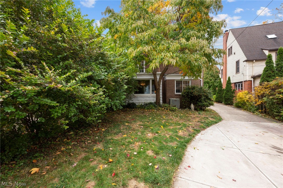 H D Coffinberry Estate - Residential