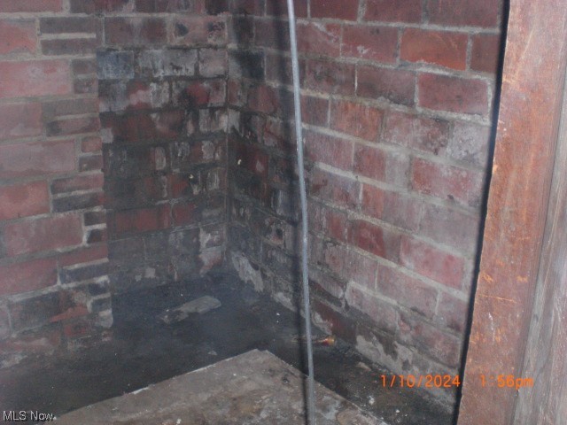 A C Spears 03 - Residential Income