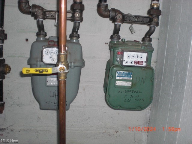 A C Spears 03 - Residential Income