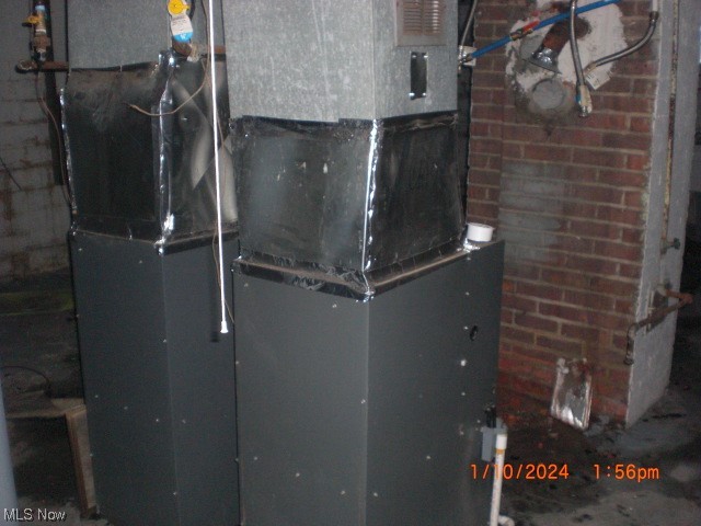 A C Spears 03 - Residential Income