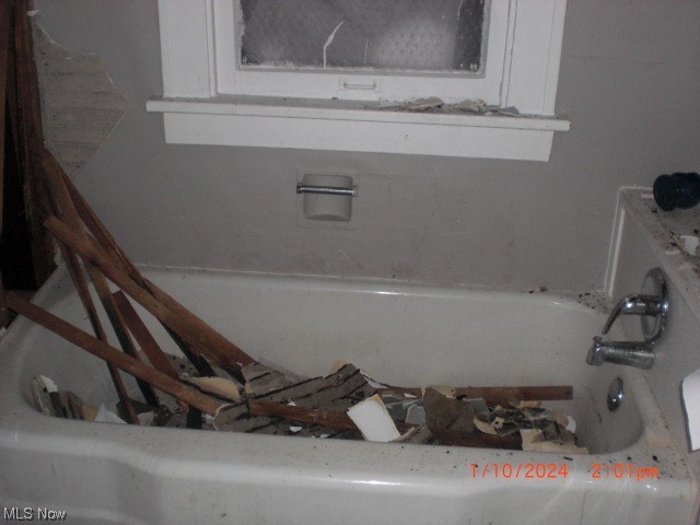 A C Spears 03 - Residential Income