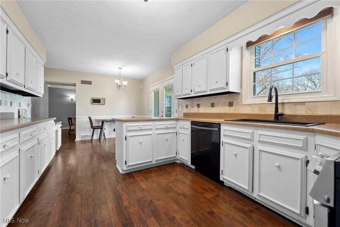 2737 Englewood Drive, Canton, Ohio image 11
