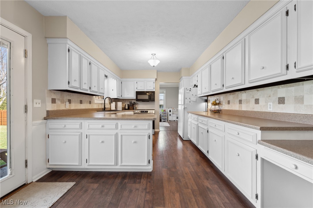 2737 Englewood Drive, Canton, Ohio image 13