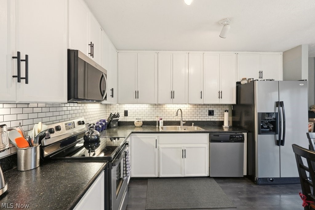 Cliffs Condo - Residential