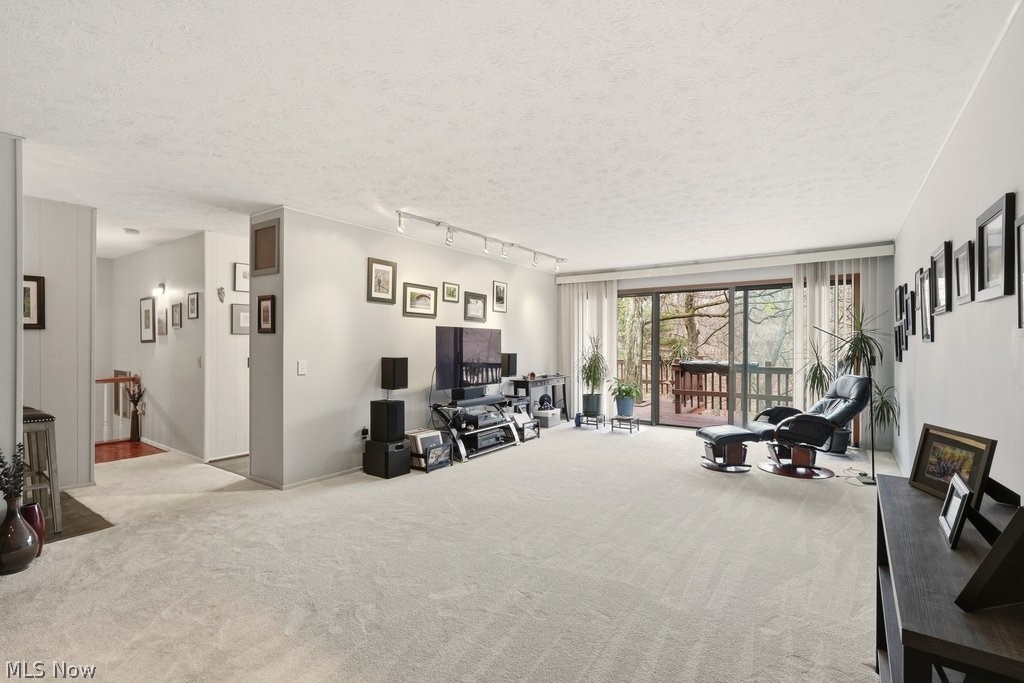 Cliffs Condo - Residential