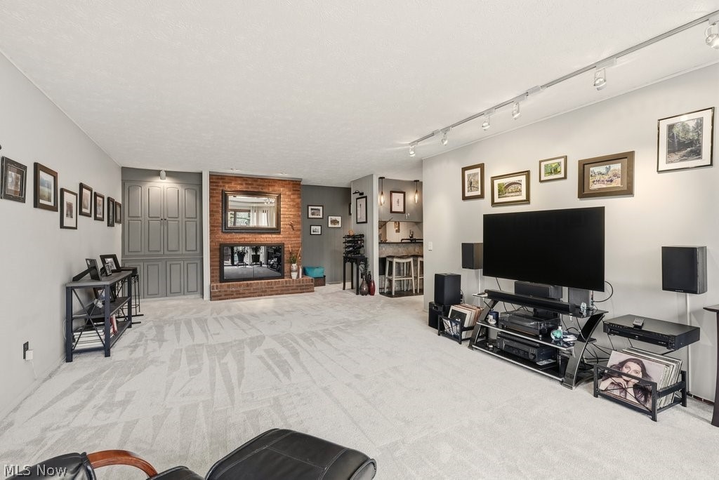 Cliffs Condo - Residential