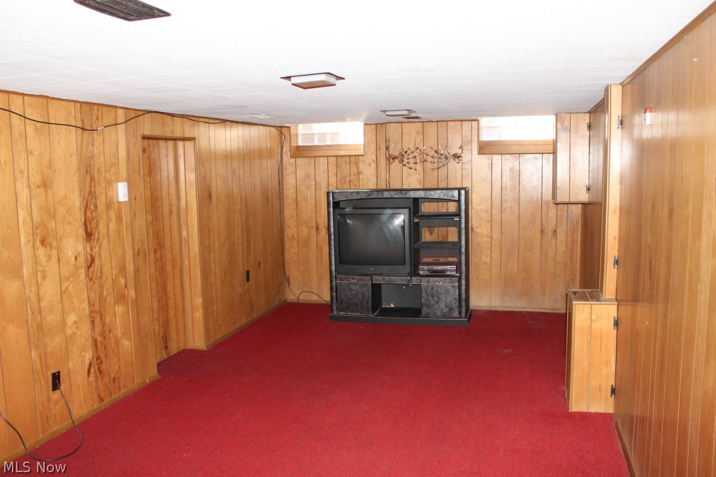 Maple Heights - Residential Lease