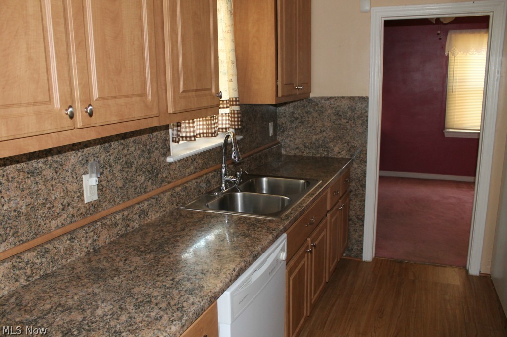 Maple Heights - Residential Lease