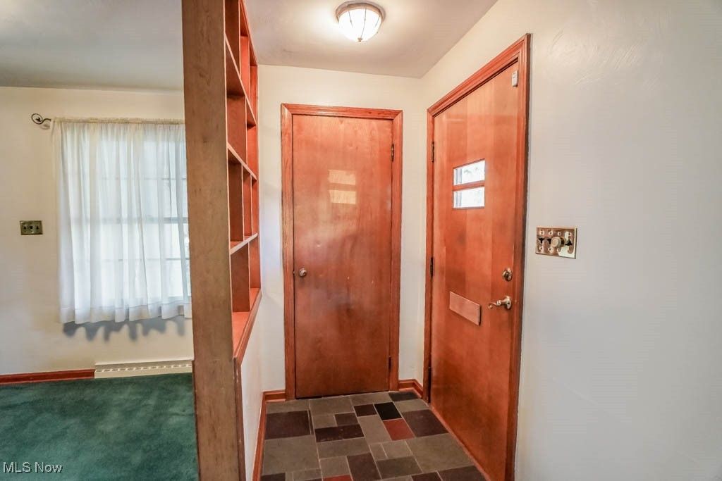 Photo of 315 Leonard Avenue NW, Massillon, OH 44646 (MLS # 5167340)