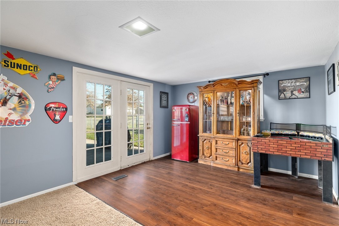 Village/Lexington - Residential